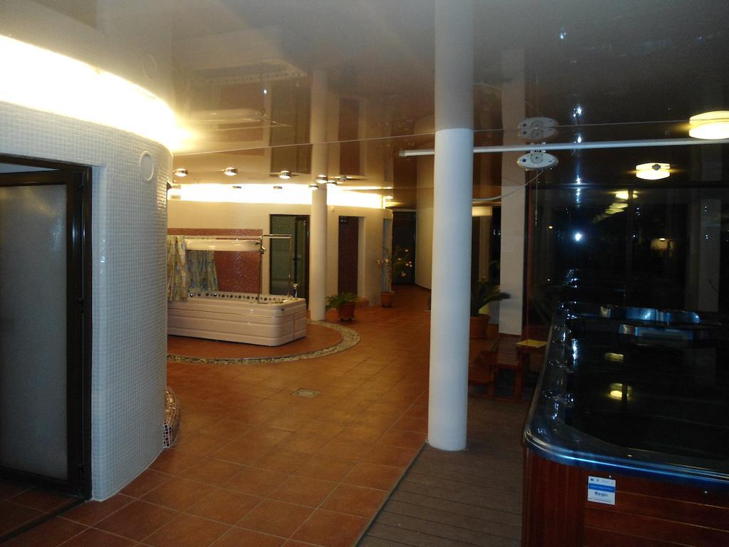 Pensiunea La Dolce Vita Băile Herculane Exterior foto